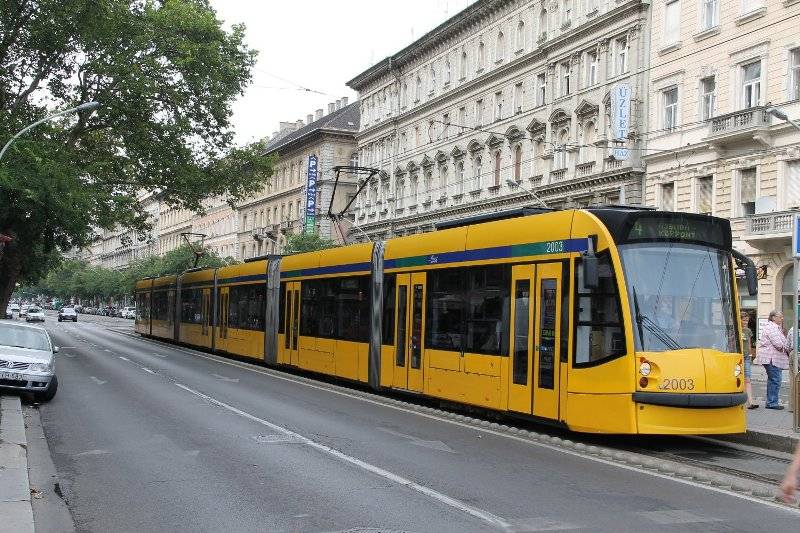 Трамвай - самый популярный вид транспорта в Будапеште