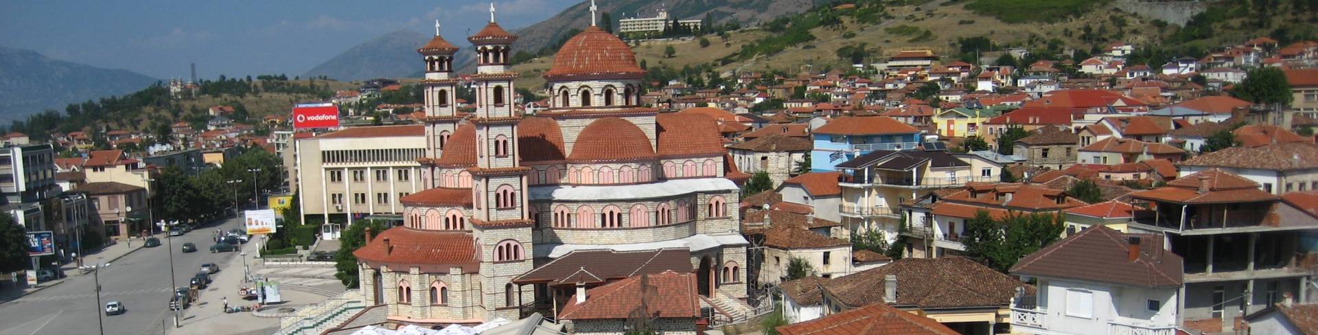 Корча - город в Албании