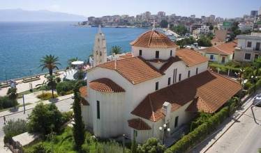 Церковь на берегу