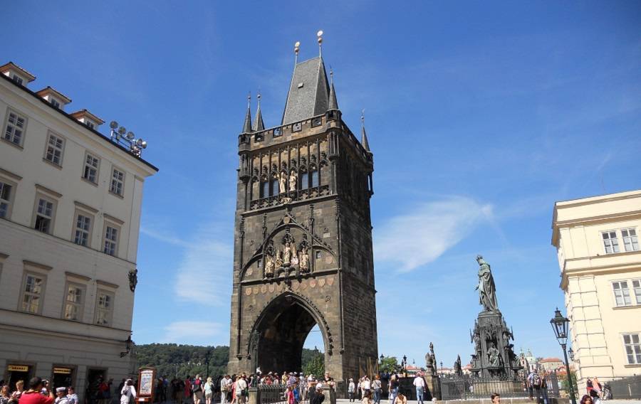 Пороховая башня, Прага
