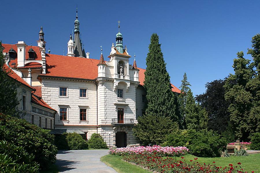 Замки в Праге