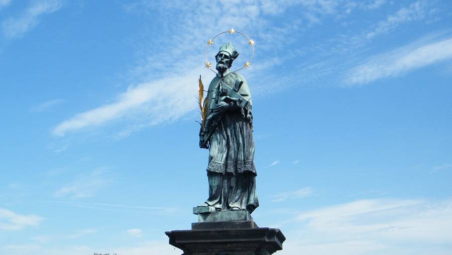 Скульптуры святых, Карлов мост, Прага, Чехия