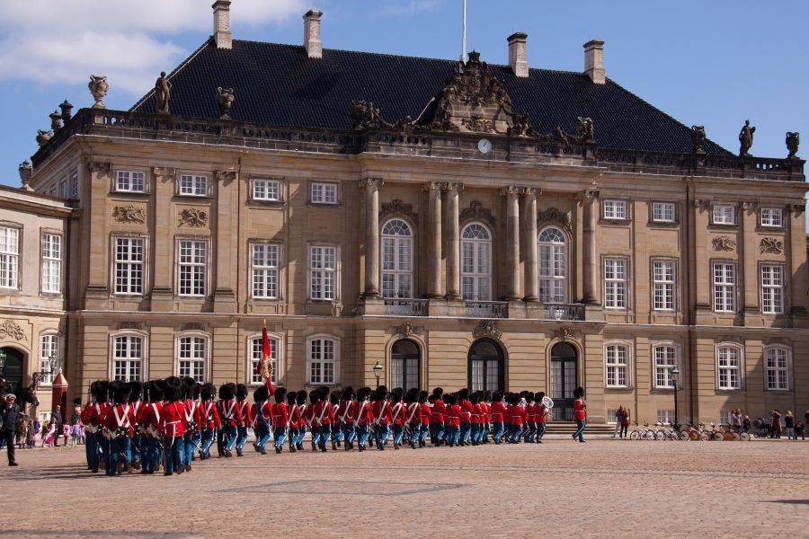  Резиденция датской королевской семьи