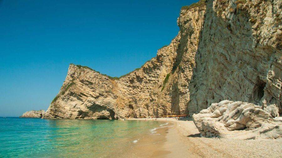 Удивительно красивый греческий пляж
