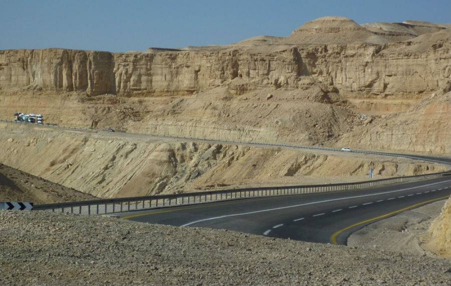 Образовалась пустыня на месте Мертвого моря 