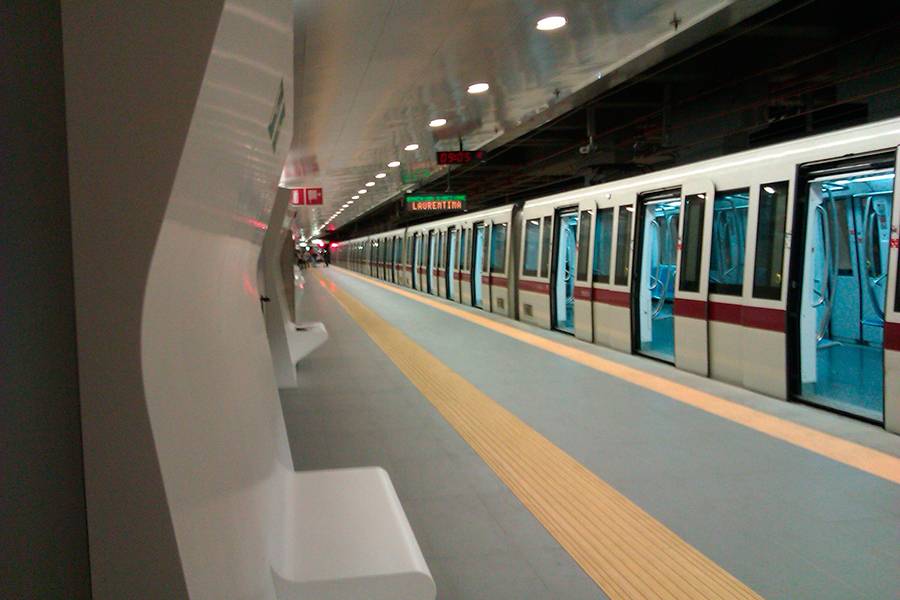 Станция ветки В1, метро Рима