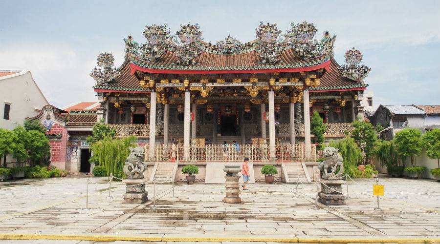 Обзор  местной архитектуры и отдых на о. Пенанг 