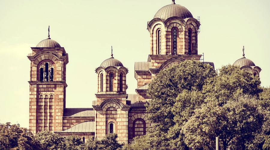 Отдых и посещение церкви в Белграде 