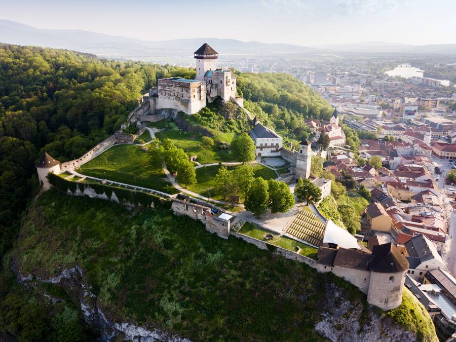 Тренчьянский замок, Словакия