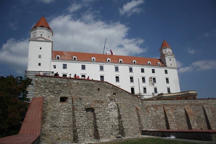 Стена Братиславской крепости
