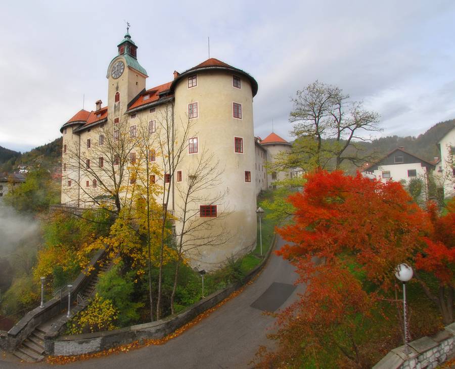 Словенский замок Геверкенегг