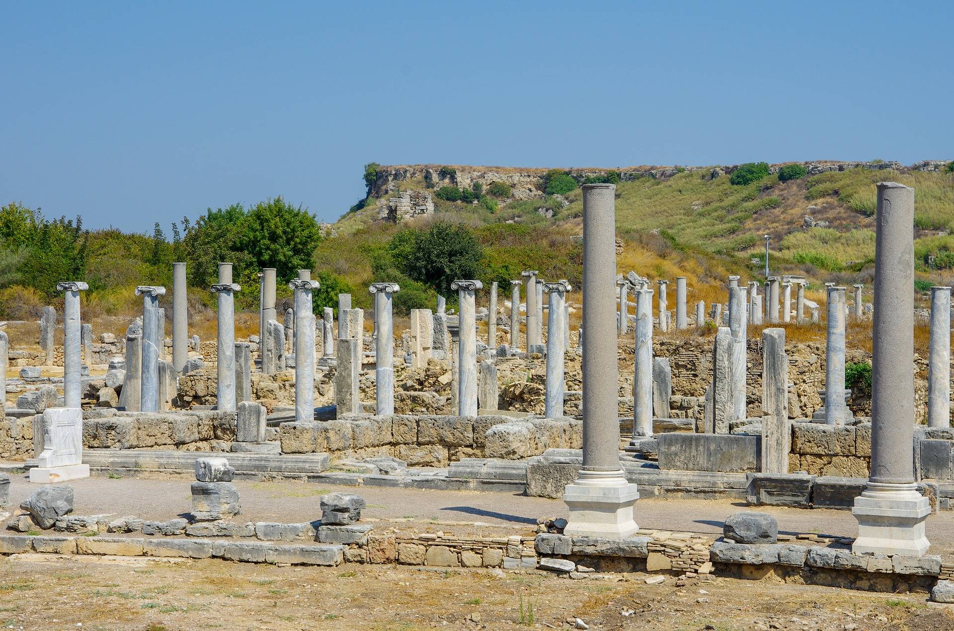 Руины античного города