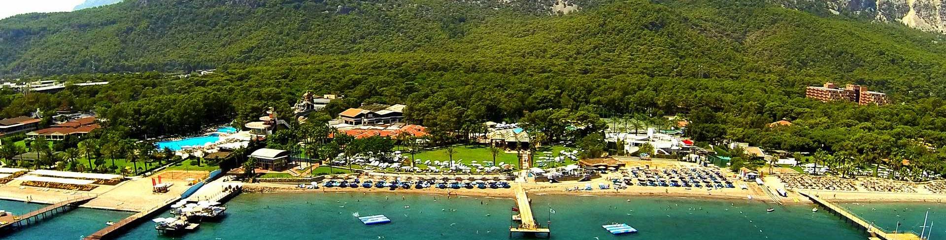 Кемер - пляжный курорт на Средиземном море в Турции